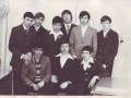 Старшеклассники во время студенческой практики в кабинете химии  1978 год