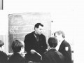 Учитель труда В.Е.Евтехов среди учащихся 70-е годы 001