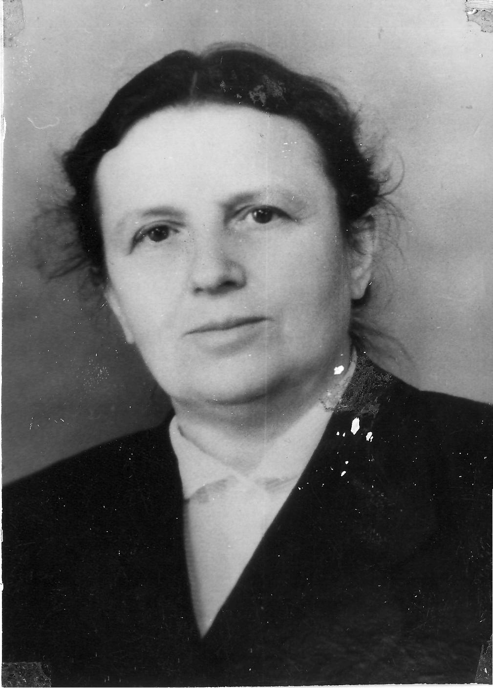 Коган Фаня Даниловна, директор школы №18 в годы войны.